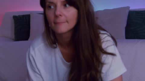 Lily online show from April 30, 8:57 pm