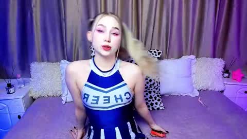 Lilian online show from November 30, 4:08 am