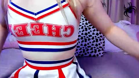 Lilian online show from November 1, 5:39 am