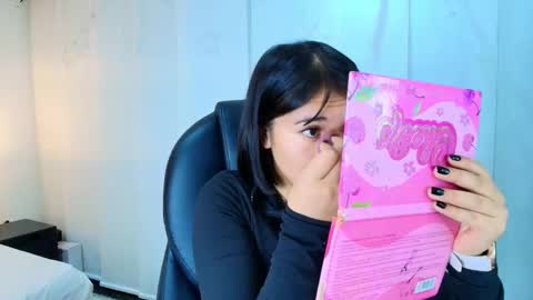  Lina Bedoya  online show from December 1, 11:41 am