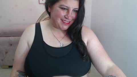 lina_ch1 online show from April 13, 9:08 pm