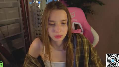 LINA online show from February 3, 2:53 am