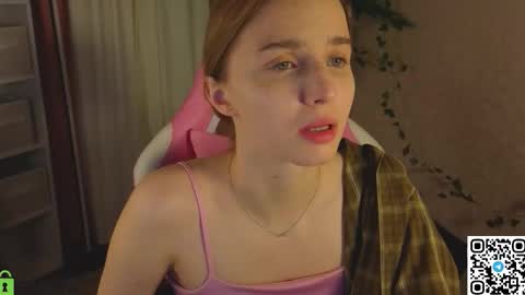 LINA online show from February 3, 1:24 am