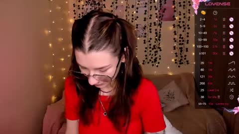 Snapshot of linablossom chatting on October 22, 2:48 am Lina online show from October 22, 2:48 am