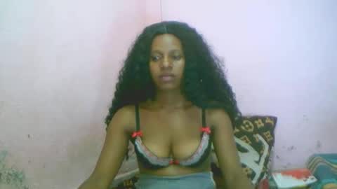 linah1123 online show from December 5, 11:13 pm