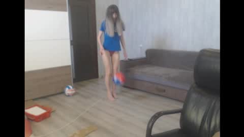Snapshot of linalivee chatting on February 11, 10:25 am LinaLivee online show from February 11, 10:25 am