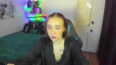 Lina online show from February 8, 12:03 am