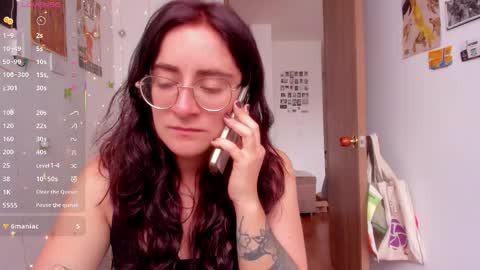 Giggles  online show from October 15, 2:07 pm