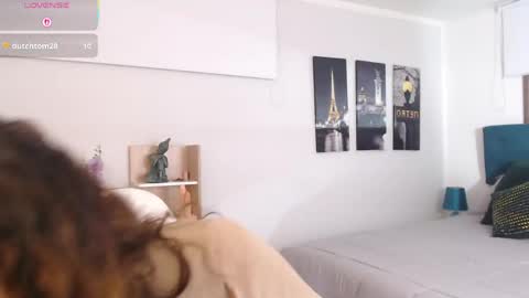 Maria Paula online show from April 10, 12:21 pm