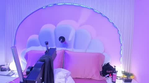 Snapshot of linda_sofi__ chatting on March 8, 7:31 pm linda_sofi__ online show from March 8, 7:31 pm