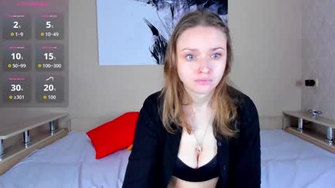 Snapshot of lindaeva chatting on October 9, 3:45 am Linda online show from October 9, 3:45 am