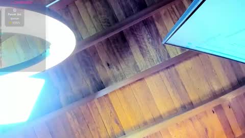 Lindsay Palmer online show from March 22, 2:43 pm