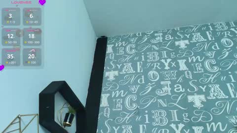  Lindsey  online show from November 2, 11:54 am