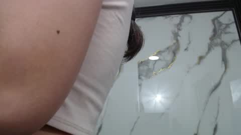  Lindsey  online show from April 11, 12:31 pm