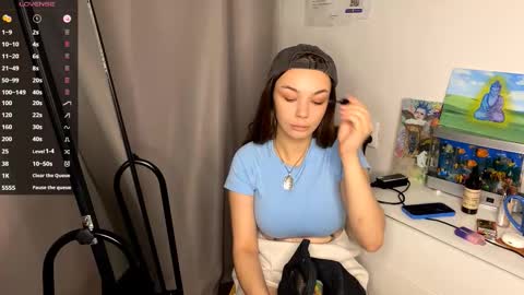 Kate online show from November 3, 5:25 pm