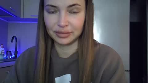 Anna online show from April 14, 12:08 pm