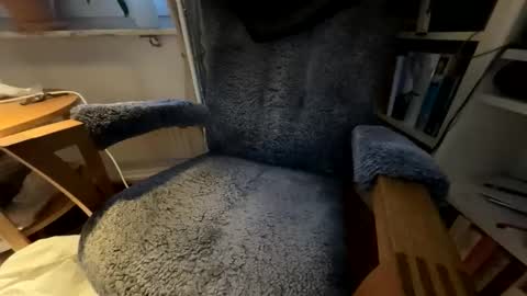 Snapshot of lingonkuk chatting on October 16, 5:29 am lingonkuk online show from October 16, 5:29 am