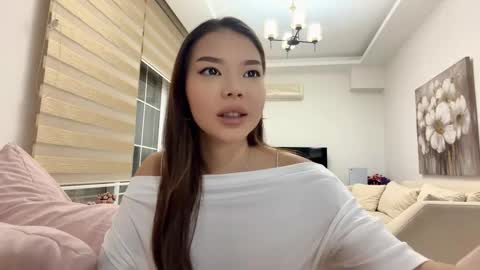 Lira online show from March 14, 3:49 pm