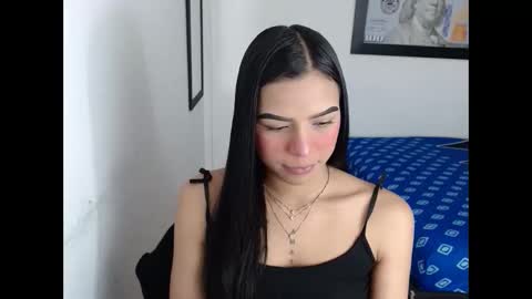 Snapshot of linnaskinyy chatting on October 20, 5:01 am lina online show from October 20, 5:01 am