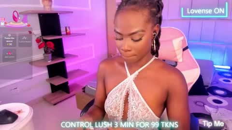 Snapshot of linsyadams chatting on March 6, 8:16 pm online show from March 6, 8:16 pm