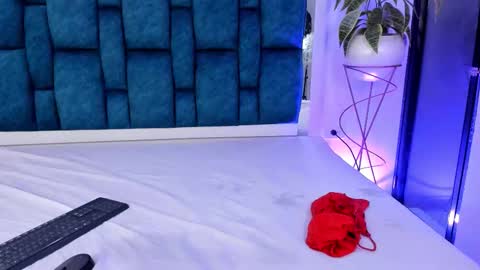 Liorah wolf online show from March 10, 8:57 pm