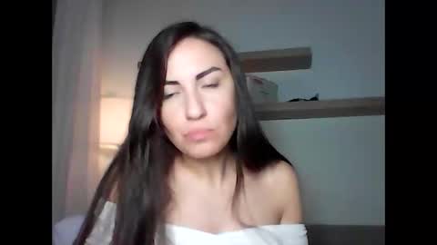 lioranwe online show from May 29, 10:41 pm