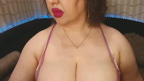 LIpsAddiction online show from February 3, 2:21 pm