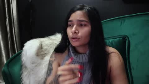 Snapshot of lireesa chatting on March 3, 6:59 am Lire online show from March 3, 6:59 am