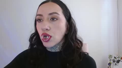 Lisa online show from January 12, 8:05 pm