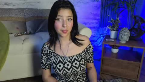 lisa dolly nyx online show from April 27, 8:17 pm