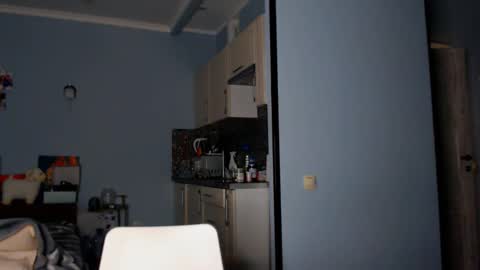 lisa_lady_golden online show from September 25, 1:01 am