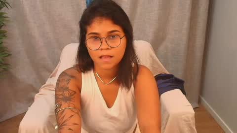 Rayssa Lisa online show from April 28, 8:24 pm