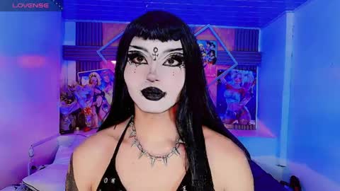 lisa_sparkleee online show from April 15, 4:16 am