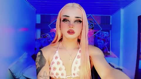 lisa_sparkleee online show from May 16, 3:14 am