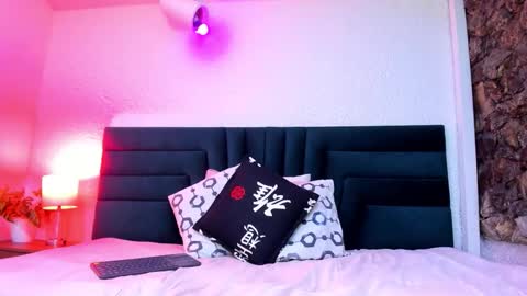 lisa white  online show from March 7, 5:29 am