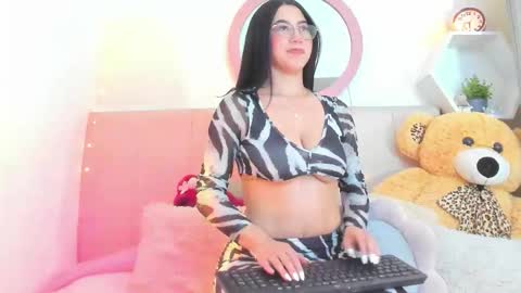 Lisa online show from February 13, 8:12 pm