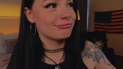 lisaaaliss online show from May 20, 10:54 am