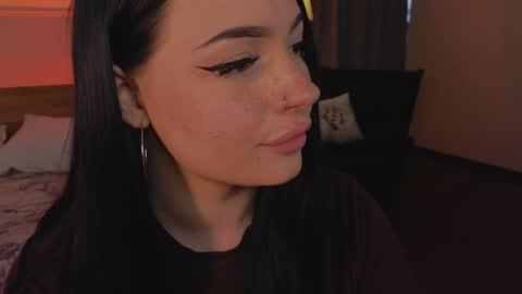 lisaaaliss online show from April 30, 2:38 am