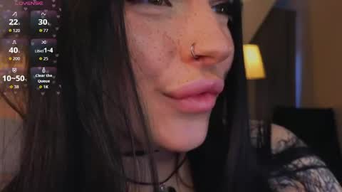 lisaaaliss online show from May 22, 11:39 am