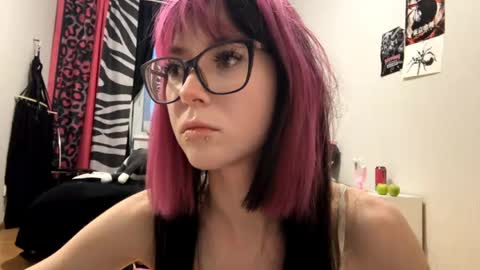Aileen online show from May 27, 6:38 pm
