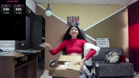 Lisa Gray Independent Model online show from April 1, 7:33 pm