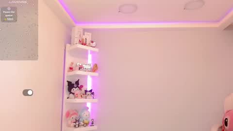 lisahadidd online show from February 12, 8:27 am