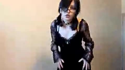 lisandrasteed online show from March 24, 12:55 pm