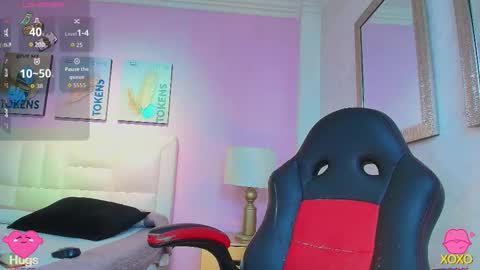 Snapshot of lisawalker_ chatting on October 20, 3:17 pm lisawalker_ online show from October 20, 3:17 pm