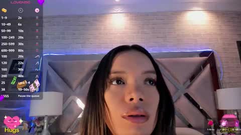 Snapshot of lisawalker_ chatting on October 6, 3:08 pm lisawalker_ online show from October 6, 3:08 pm