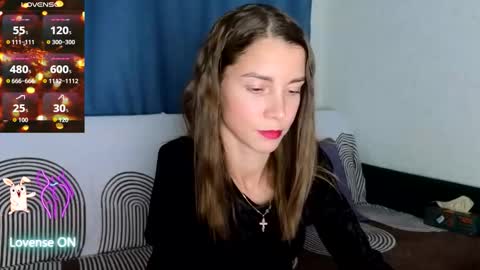 Snapshot of lisi4ka_basik33 chatting on October 14, 4:43 pm Kris Maks online show from October 14, 4:43 pm