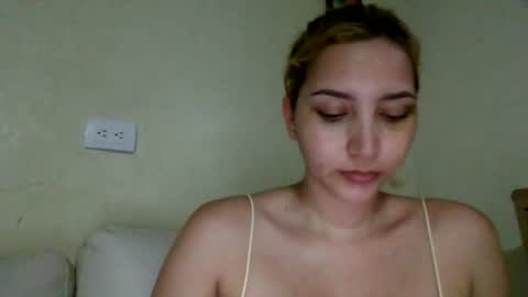 Andrea and Charlotte online show from August 8, 1:37 am