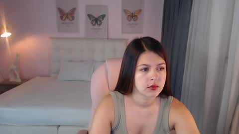 Snapshot of liss_black chatting on January 4, 12:16 pm Andrea online show from January 4, 12:16 pm