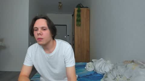 Alfie online show from December 8, 4:33 am