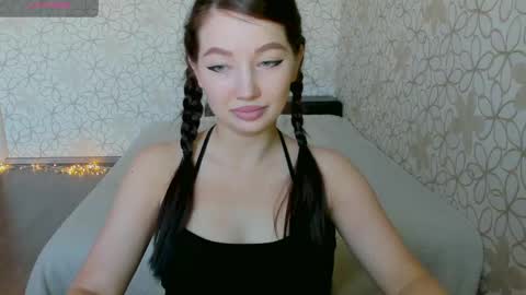 lissa_cristal_ online show from May 26, 11:27 am